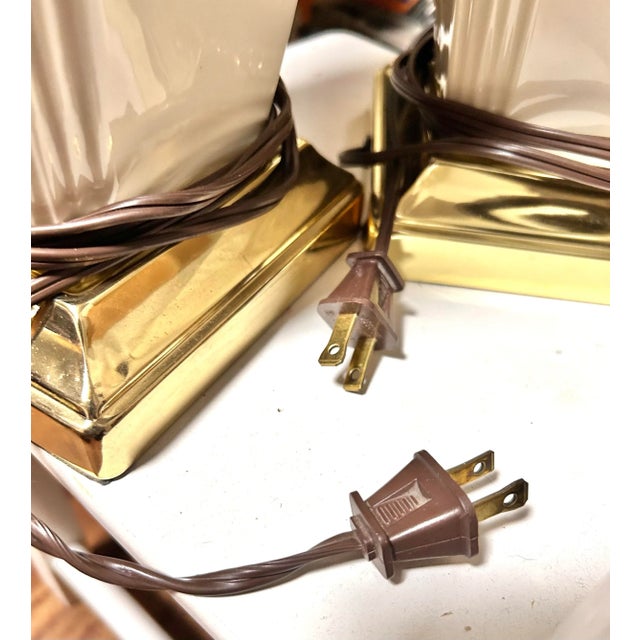 Vintage Art Deco Ivory Table Lamps – Sculptural Cream Ceramic Lamps, Pair For Sale - Image 10 of 10