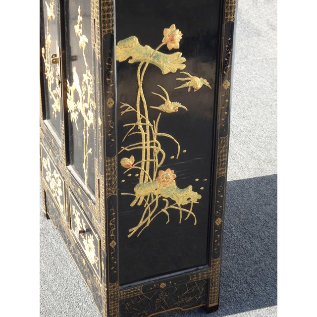 1950s Vintage Oriental Chinese Chinoiserie Black Lacquer Cabinet W Drawers 2of2 For Sale - Image 5 of 18