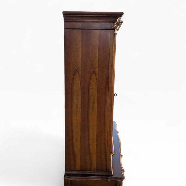 Late 20th Century Late 20th Century Queen Anne Style Wood and Glass China Hutch Cabinet For Sale - Image 5 of 16