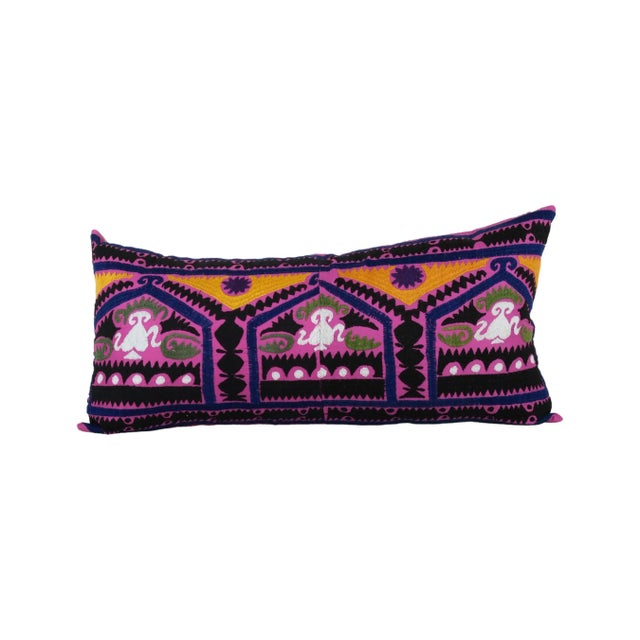 Uzbek Suzani Pillow Cover Elevate your home decor with our Turkish Suzani Pillow Cover, featuring exquisite vintage Uzbek...