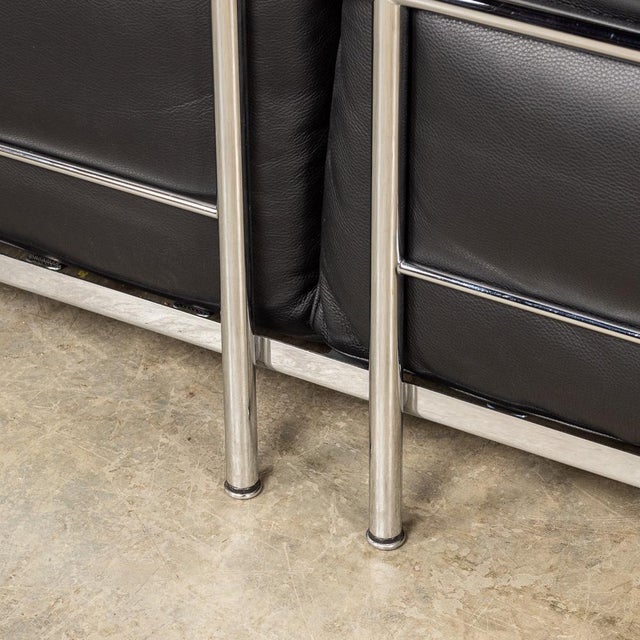 Large Model Sofa by Le Corbusier for Cassina, 2000s For Sale - Image 16 of 18