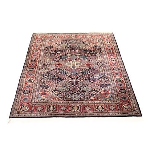 Middle Eastern Keshan Rug in Hand-Knotted Wool For Sale - Image 4 of 6