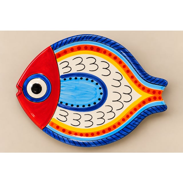 White Mid-Century Italian Hand Painted Desimone Family of Ceramic Fish Plates -Set of 5 For Sale - Image 8 of 10