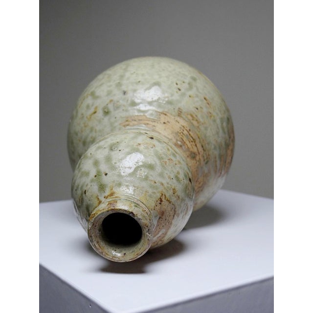 Small Japanese Double-Walled Ceramic Sake Flask from Iga, 1950s For Sale - Image 13 of 15