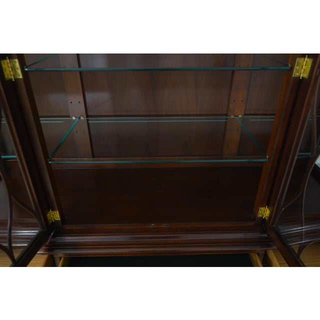 Baker Mahogany 2 Piece Breakfront China Display Cabinet For Sale In Philadelphia - Image 6 of 18