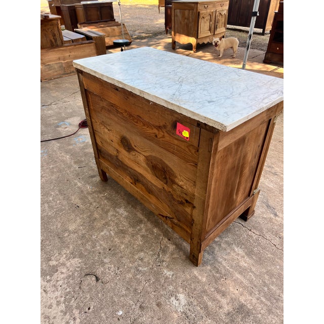 French 19th Century Empire Carrara Marble Top Bleached Mahogany Commode For Sale - Image 9 of 12