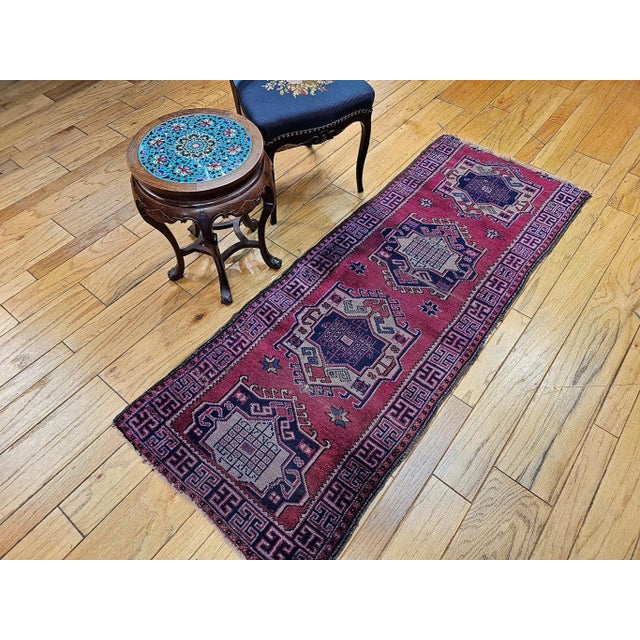 Vintage Turkish Runner, Hand-Knotted Wool, Geometric Design, 1920s For Sale - Image 10 of 10