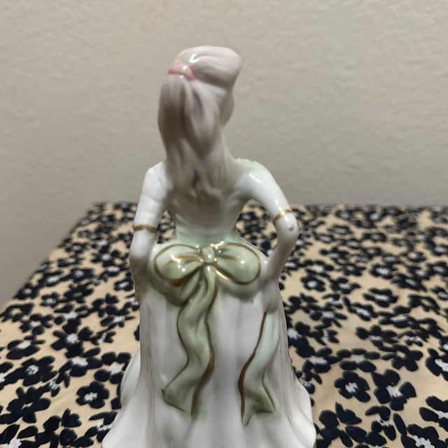 Victorian Style Figurine of a Woman in a White Dress For Sale In New Orleans - Image 6 of 8