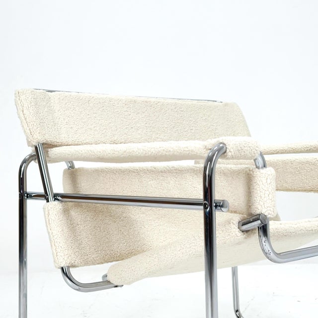 White Mid-Century B3 Wassily Armchair in White Teddy Fabric by Marcel Brauer, Italy, 1990s For Sale - Image 8 of 11