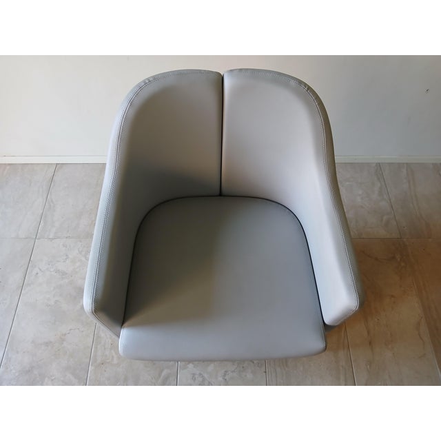 Gray Serie 142 Armchair by Eugenio Gerli for Tecno, 2010s For Sale - Image 8 of 15
