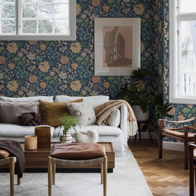 Mid-Century Modern SAMPLE - Boråstapeter Alicia Wallpaper In Navy For Sale - Image 3 of 3