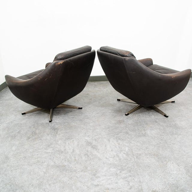 Mid Century Danish Modern Lounge Chairs Swivel Brown Leather Armchair Vintage For Sale - Image 4 of 12