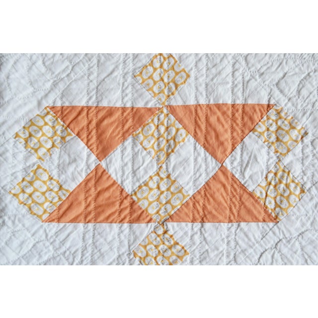 Early 20th Century Quilt With Hand-Stitched Mattlasse Detail For Sale - Image 10 of 12