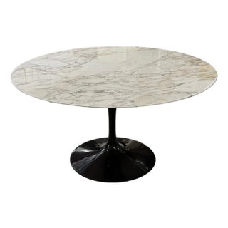 Eero Saarinen for Knoll Marble Pedestal Tulip Dining Table For Sale