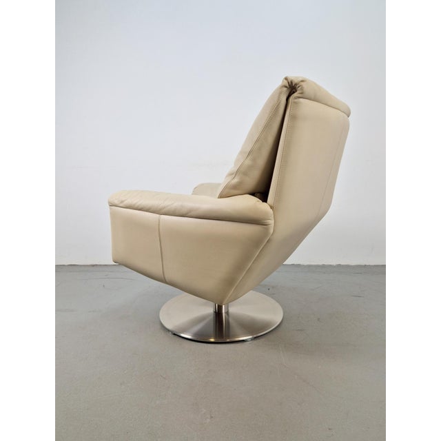 Metal Cece Swivel Chair in Leather from Leolux For Sale - Image 7 of 16