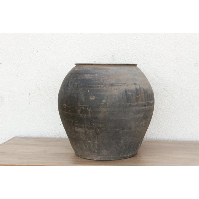 1960s Dusty Sienna Clay Urn For Sale - Image 5 of 8