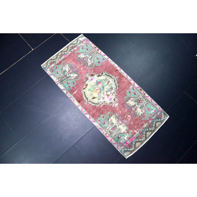 1960s Handmade wool and cotton rug in Turkish Anatolian Small Rug, Vintage Door mat Rug, Turkish Vintage Decorative Rug,...