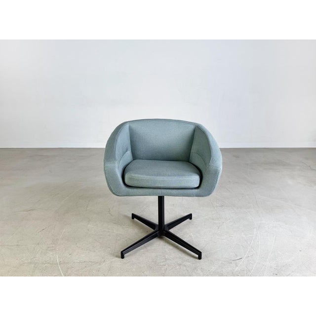 We are offering seven beautiful Softline swivel chairs (model: Aiko Swivel) in a modern light blue/gray color. The chairs...