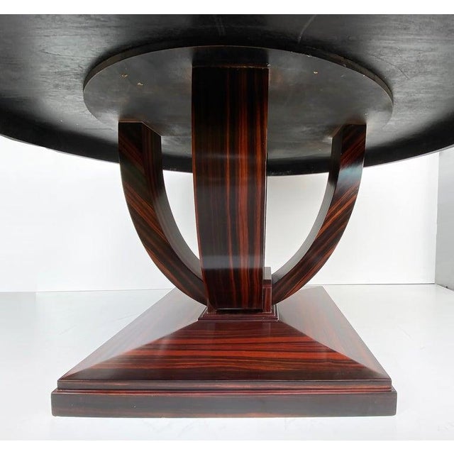 Burnt Umber Late 20th Century Art Deco Macassar Ebony Round Dining Center Table, Beautifully Veneered Wood For Sale - Image 8 of 9