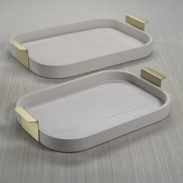 Córdoba Leather Tray with Metal Handles, Medium For Sale In Los Angeles - Image 6 of 7