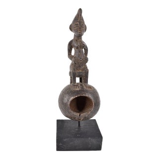 Early 20th Century Senufo Figural Ladle on Custom Base Côte d'Ivoire For Sale