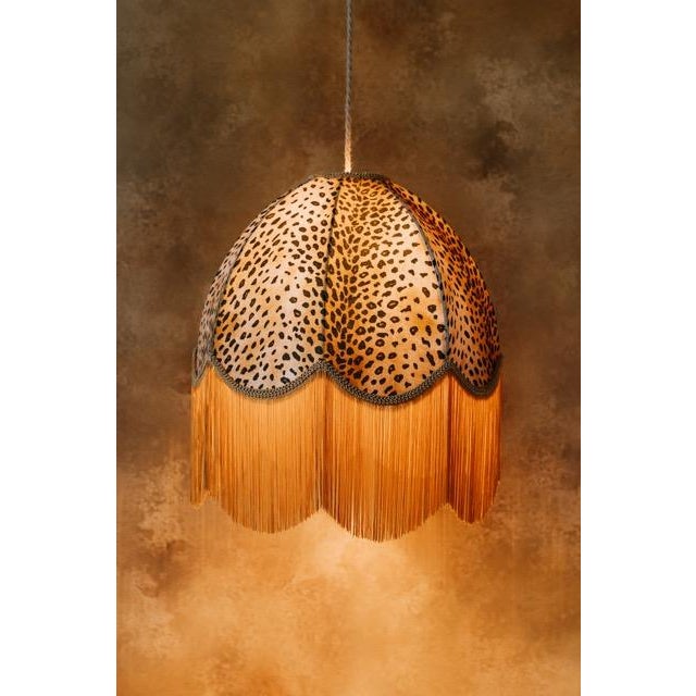 Barbara Lampshade Handmade in England The Barbara Lampshade is bold, elegant and effortlessly self-assured. Handmade in...