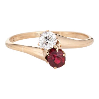 Vintage Art Deco Diamond Ring Moi et Toi 14k Gold Sz 7 Synthetic Ruby For Sale