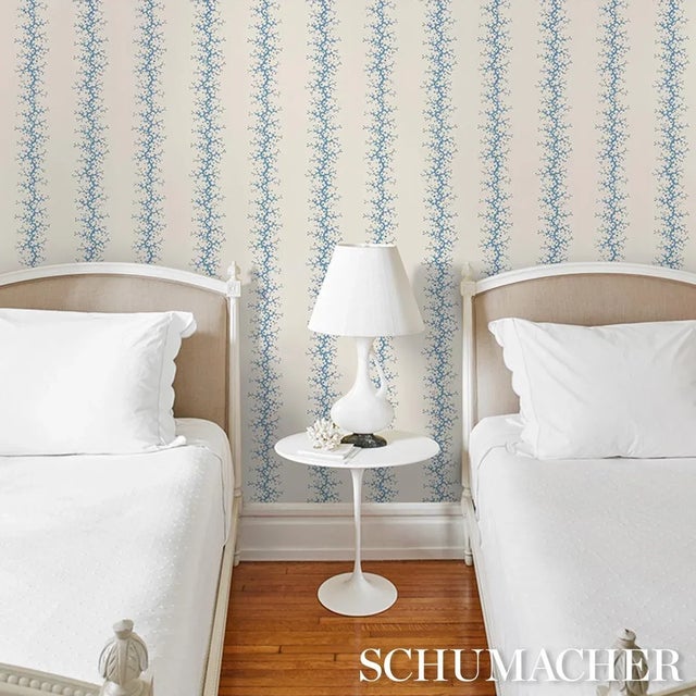 SAMPLE - Schumacher Coral Stripe Wallpaper In Blue For Sale In New York - Image 6 of 6