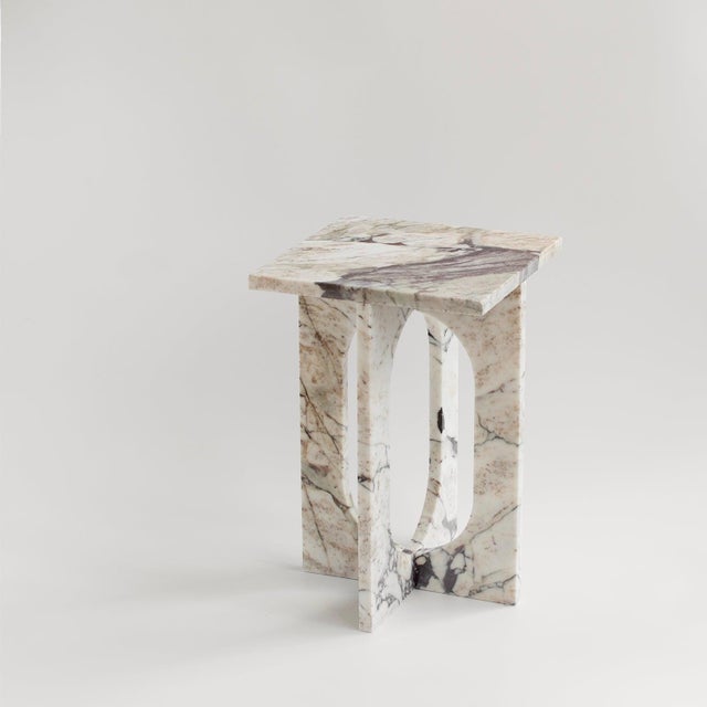 Postmodern Bond Side Table in Calacatta Marble from Kiwano Concept For Sale - Image 3 of 12