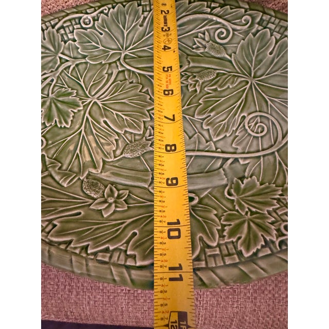 French Country 1980s Bordallo Pinheiro Portuguese Green Botanical Serving Platter 15” by 11” For Sale - Image 3 of 11