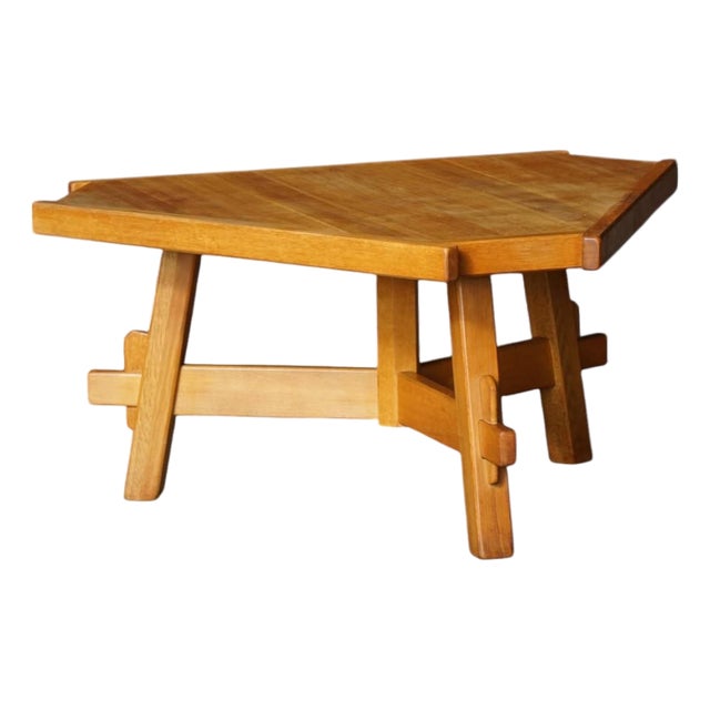 Mid-Century Modern French Triangular Brutalist Dining Table in Oak, 1960s For Sale