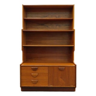 Vintage Mid Century Modern Teak Sideboard by Stonehill, Attributed For Sale
