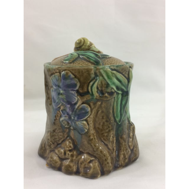Majolica French 19th Century Tobacco Jar With Floral Design and Snail For Sale - Image 4 of 9