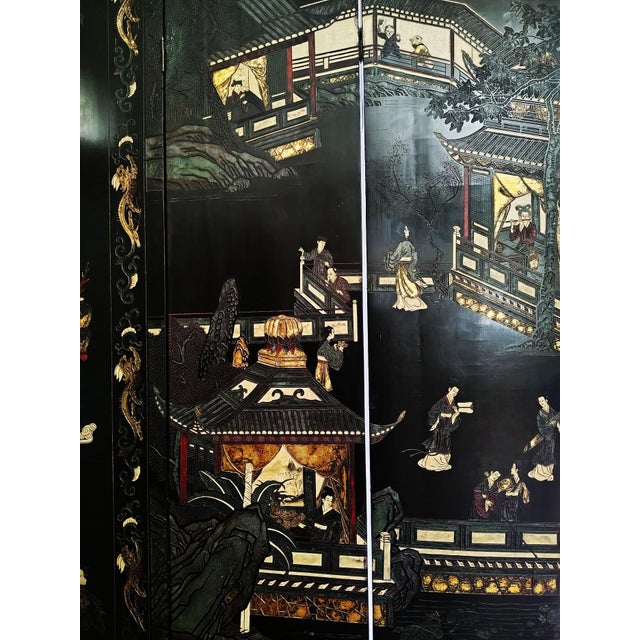 Grand Chinese Export Eight Panel Lacquered Coromandel For Sale In Los Angeles - Image 6 of 17