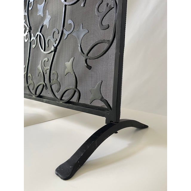 Vintage Botanical Ivy Scroll Design Blackened Steel Fireplace Screen For Sale - Image 4 of 11