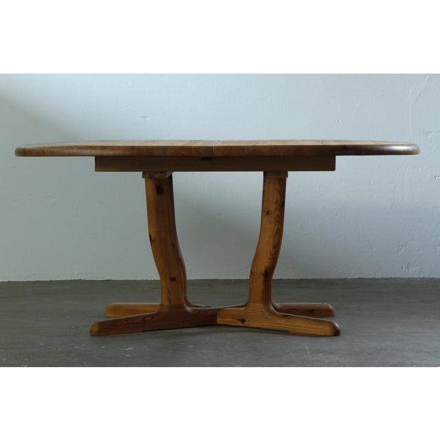 Wood Vintage Round Extendable Pinewood Dinning Table from Dyrlund, 1980s For Sale - Image 7 of 18