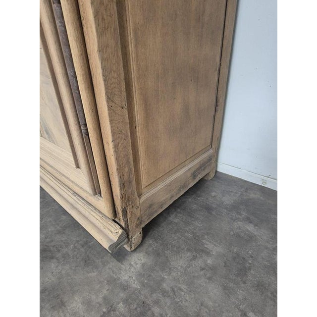 Wood Louis XIV Château Wardrobe in Oak and Radiating Walnut Veneer For Sale - Image 7 of 14
