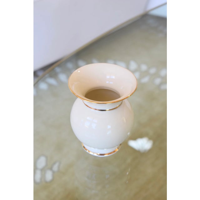 Mid 20th Century Gerold & Co. Tettau Porcelain Vase For Sale - Image 4 of 7