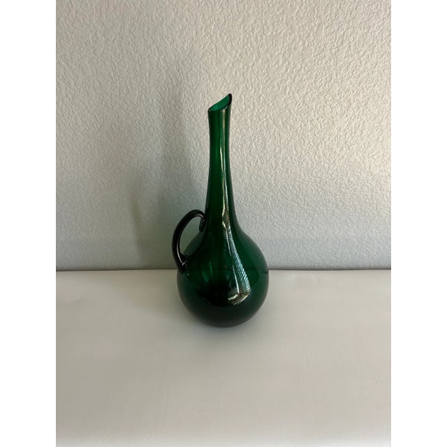 1970's Blenko Decanter Hand Blown Glass - Winslow Anderson - Scarce Chianti Green For Sale In Palm Springs - Image 6 of 12