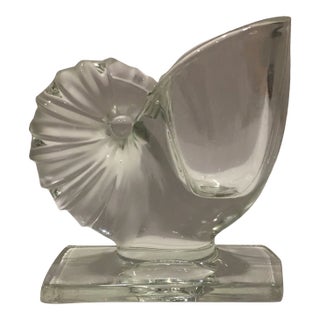 1940s Glass Nautilus Seashell Frosted Shell Conch Vase Bookend by New Martinsville For Sale