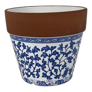 Vintage Chinoiserie Blue & White Printed Planter. For Sale