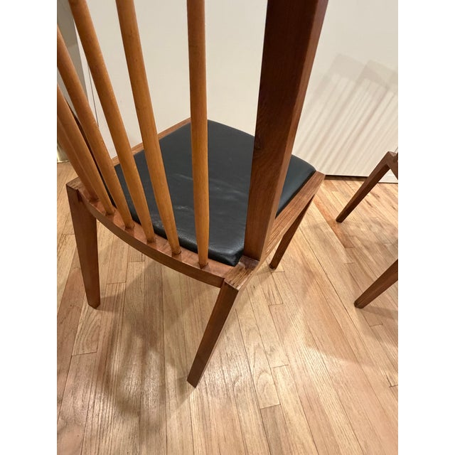Mid-Century Modern Pair of Organic Modernism Dining Chairs For Sale - Image 3 of 7