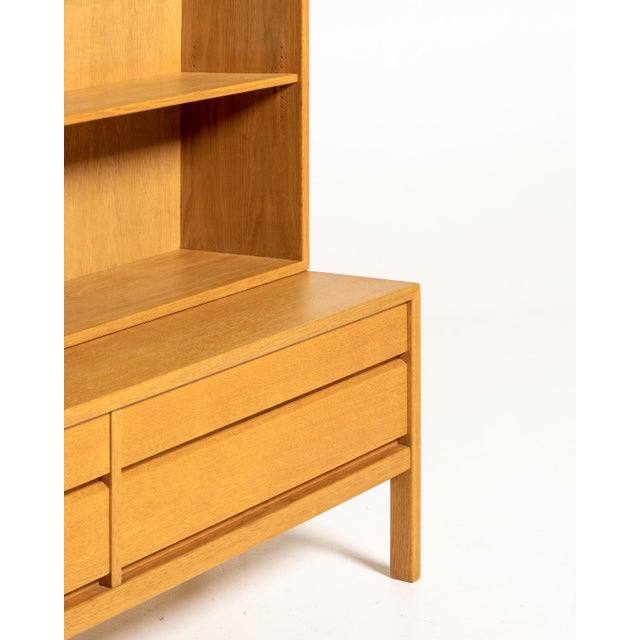 Scandinavian Oak Bookcase with Drawer Unit, 1960s For Sale - Image 4 of 9