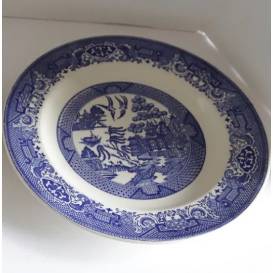 Vintage Spode-Style Blue Willow Plates - a Pair For Sale - Image 4 of 7
