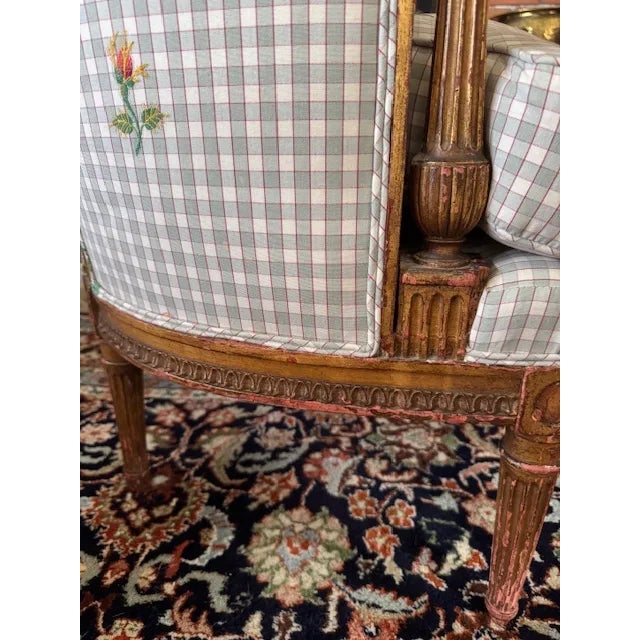 Late 19th-Century French Louis XV-Style Giltwood Bergère Armchair For Sale In New York - Image 6 of 12