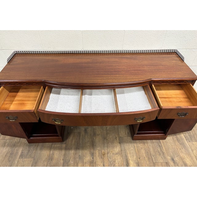 Vintage Chippendale Style Galleried Mahogany Sideboard Buffet Console Desk For Sale - Image 12 of 17