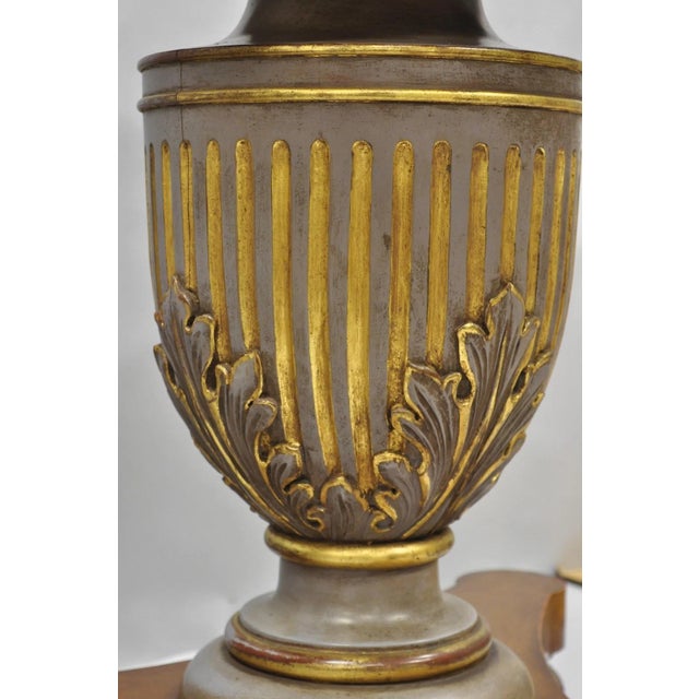 Mid 20th Century Vintage Italian Neoclassical Style Urn Pedestal Round Marble Side Tables - Pair For Sale - Image 5 of 18