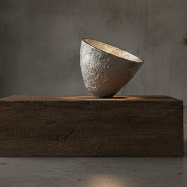 Big Tulip Papier-Mâché Table Lamp by Inconcreto For Sale - Image 4 of 6