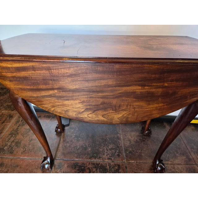 18th Century American Walnut Drop Leaf Gate Leg Table Chippendale Foot For Sale - Image 11 of 15