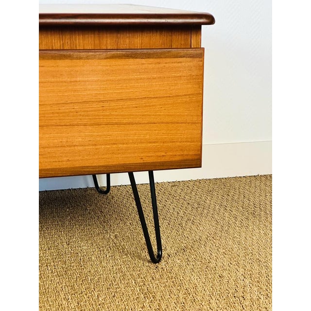 Low Scandinavian Sideboard in Teak with Hairpin Legs, 1960s For Sale - Image 16 of 18